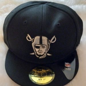 ☠️Infant Raiders Hat☠️